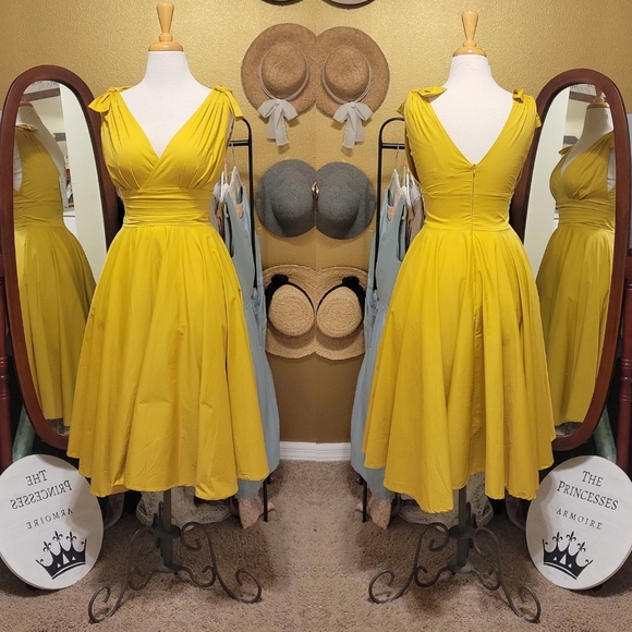 Dresses & Skirts - Retro VTG Yellow Sally Fitted Midi Dress
